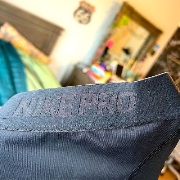 Nike Pro Workout Leggings - Picture 3 of 5